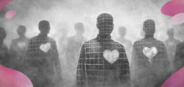 Silhouettes marchant mécaniquement dans un brouillard, visages effacés sous des grilles de données.