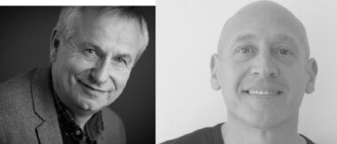 Deux intervenants en noir et blanc échangeant ensemble, avec des accents rose et violet rappelant le style Mimethys.