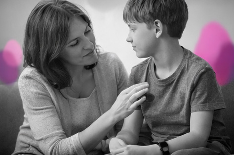 « Professionnels en mouvement léger, illustrant la distinction entre corps en mouvement et corps en relation en clinique. »