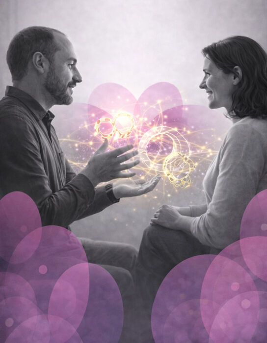 Praticien utilisant divers outils thérapeutiques symbolisés par des engrenages lumineux rose et violet.