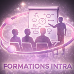 Icône rose et violet représentant un formateur et un groupe de participants autour d’un tableau illustrant une formation INTRA sur mesure