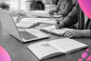 Auteurs de l’Institut Mimethys échangeant autour d’écrits cliniques et théoriques